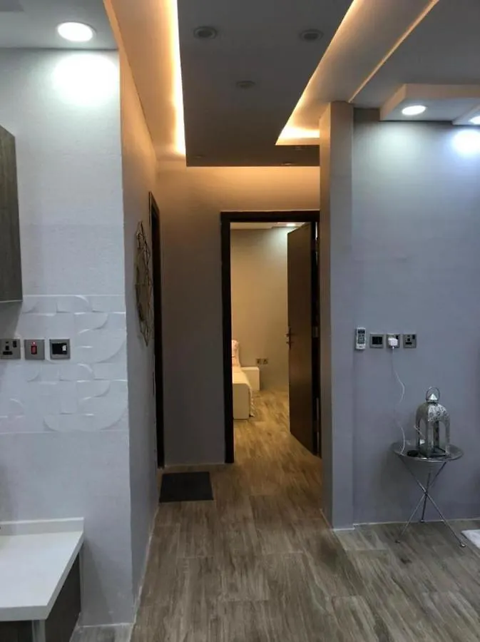 شقة نصف القمر مكة